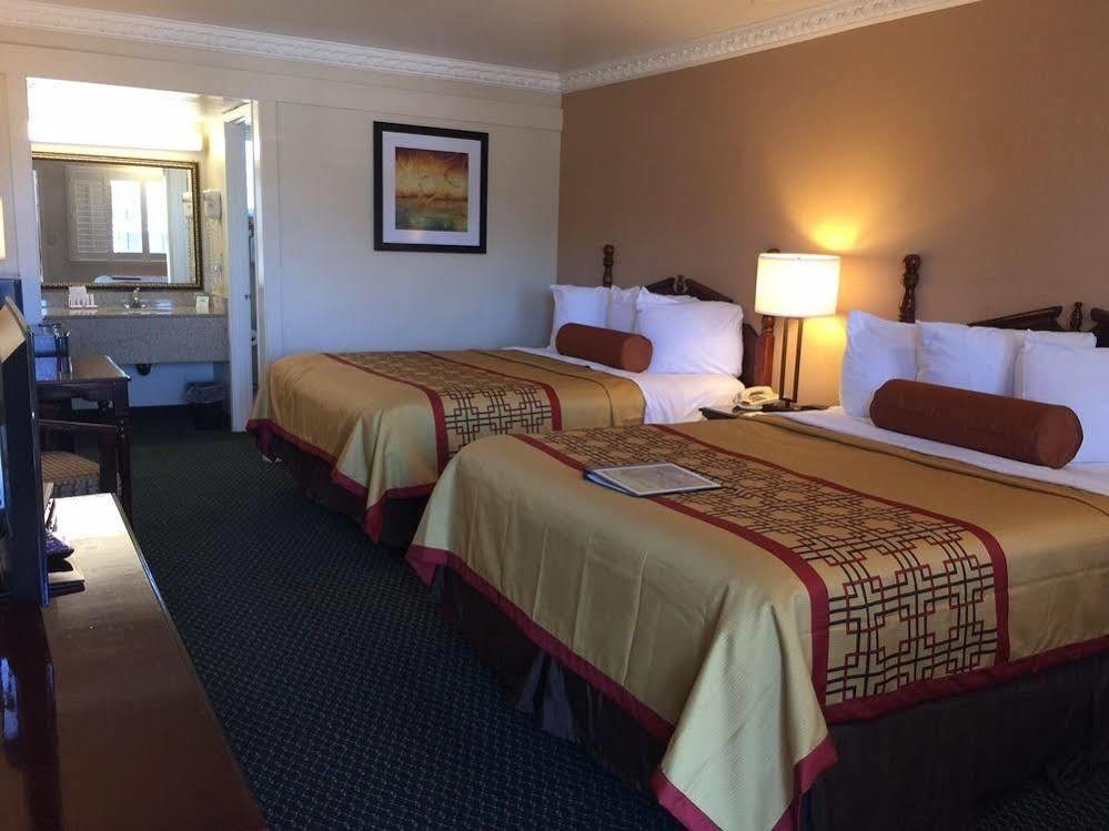 Days By Wyndham Ukiah
